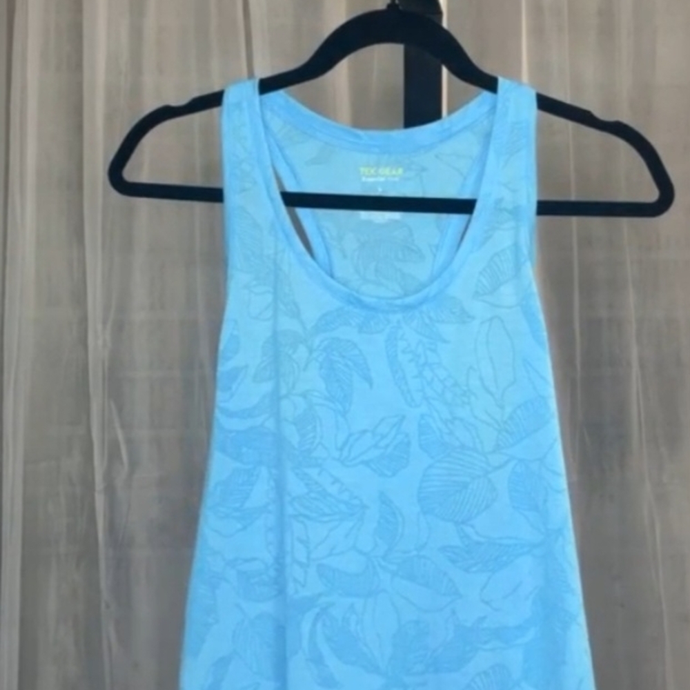 Tek Gear Sky Blue Floral Tank Top